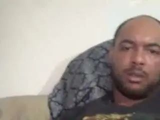 Watch the complete video called Gay sex chat with luffyuchiha