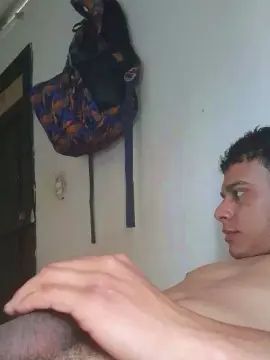 Play the uncensored video titled Gay sex chat with Enmanu23