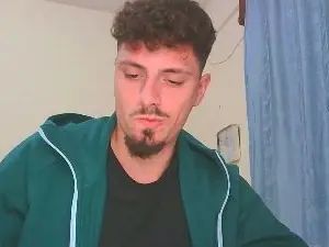 Play this uncut movie called Gay sex chat with IlRitorno7