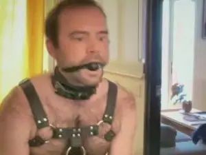 Stream uncut scene titled Gay sex chat with Subbear92