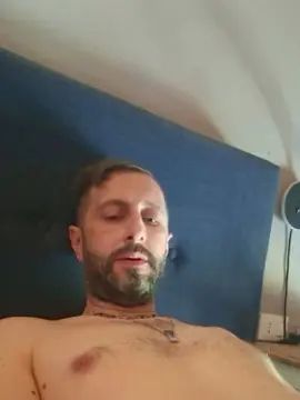 Play the uncensored clip titled Gay sex chat with Ciobol