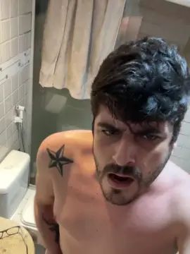 View the complete video named Gay sex chat with felipe22rn