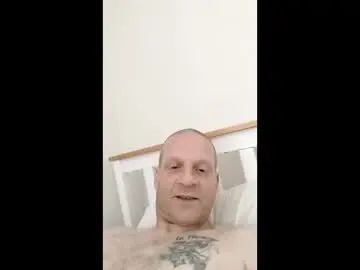 Play this uncut clip named Gay sex chat with mabigballs12345