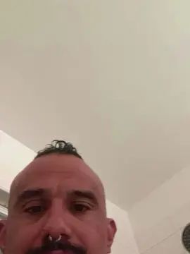 Watch this uncensored video of Gay sex chat with Daddydonkey8