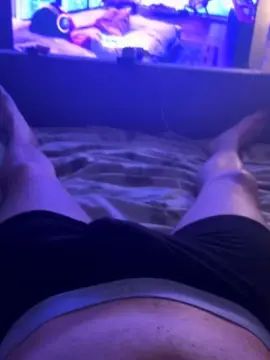 Watch this complete scene of Gay sex chat with tylerfnew1998