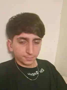 Play the uncensored video of Gay sex chat with Julangu05