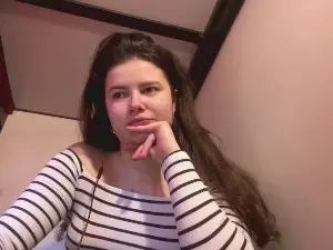 Play the complete video of Gay sex chat with CamillaLuten