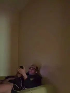 Stream this hardcore clip of Gay sex chat with RD018