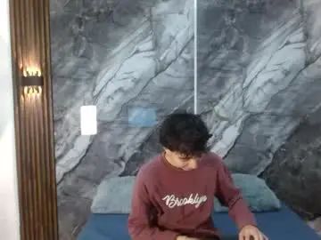 Play this uncensored video titled Gay sex chat with noahwalker__