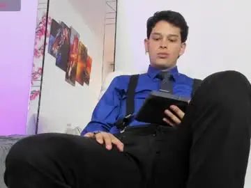 Enjoy watching this complete movie named Gay sex chat with elijah_stoone