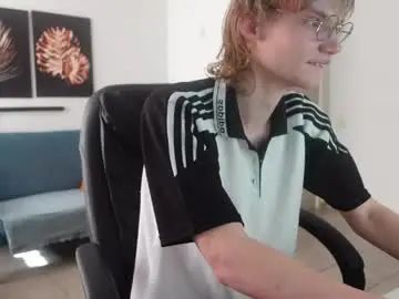 Enjoy watching the HD movie of Gay sex chat with dave_redmond
