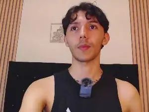 Watch the complete clip named Gay sex chat with 1ssebas