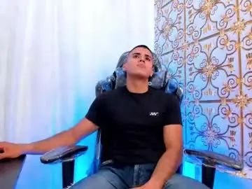Watch this HD video of Gay sex chat with noahking18