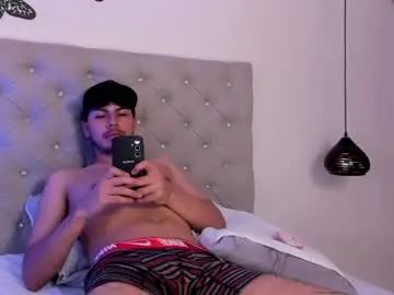 View this full movie named Gay sex chat with izack_01