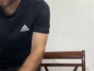 View this uncut movie called Gay sex chat with secretaura