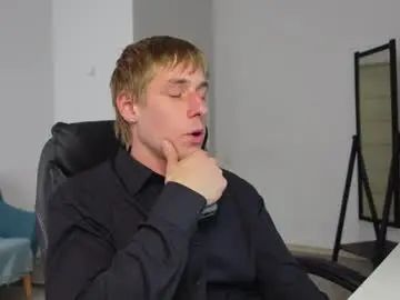 Stream this uncut clip named Gay sex chat with richard_hards