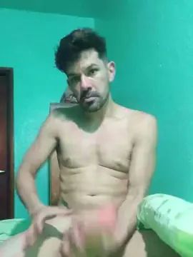 Stream this uncut scene named Gay sex chat with Hugonadamas