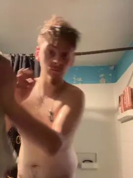 View the uncut video of Gay sex chat with tuckjt