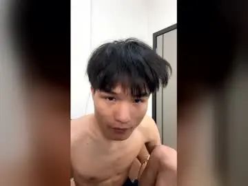 Play the full scene called Gay sex chat with xixihaha88