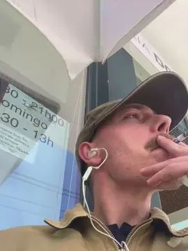 Play uncensored video named Gay sex chat with DinisJeitoso