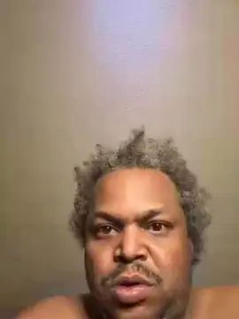 Play the uncensored clip called Gay sex chat with Cecsbeast