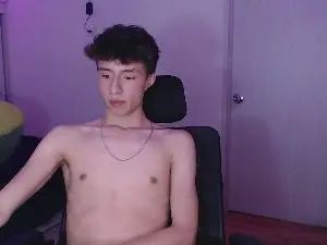 Play this HD clip named Gay sex chat with Juanmres