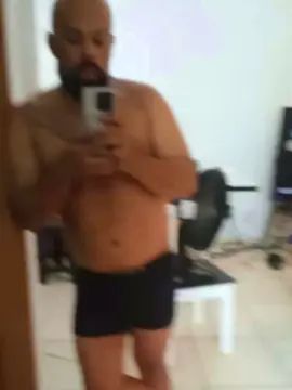 Play this hardcore video named Gay sex chat with Juniorvt21