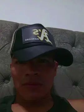 Watch uncensored movie titled Gay sex chat with papibombosexy