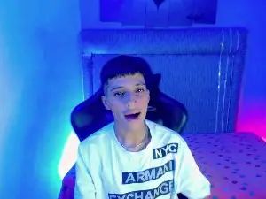 Watch uncut movie titled Gay sex chat with Yei_leee