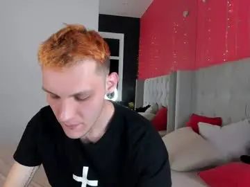 Play the HD clip of Gay sex chat with nipel_