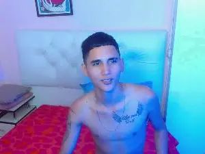 View this complete video called Gay sex chat with masterpartyx