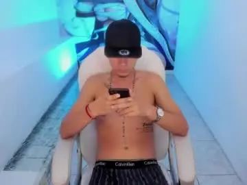 Stream the full scene named Gay sex chat with stewartt_boy