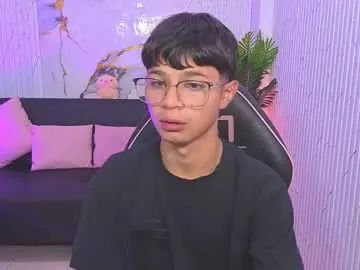 Watch the uncut scene called Gay sex chat with spark_tay