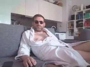 View HD clip named Gay sex chat with toyfordom89