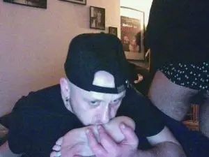 Watch complete scene named Gay sex chat with Yoyolulu2
