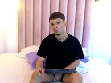 Play HD video named Gay sex chat with paulo_ribeiro33