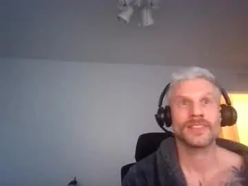 Play this uncensored movie titled Gay sex chat with kenmackelwood
