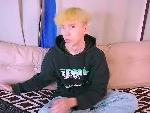 Play this complete movie titled Gay sex chat with Evans_Mark