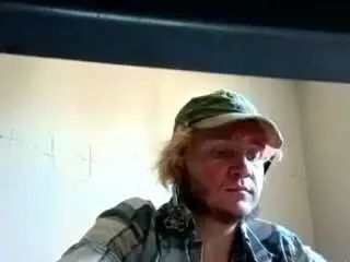 Play the hardcore scene called Gay sex chat with blakegelz21