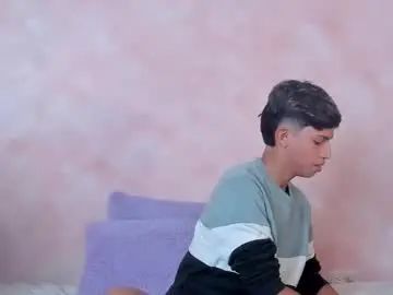 Watch the complete movie called Gay sex chat with baby_noaht