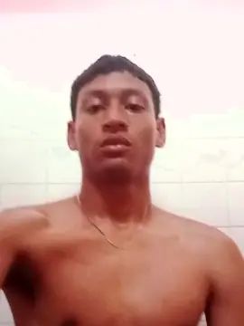 Play this uncensored scene of Gay sex chat with itzen