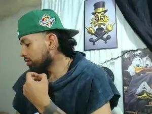 Watch this uncensored clip of Gay sex chat with camilorestrepo7