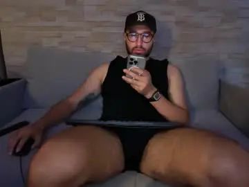 Stream complete scene of Gay sex chat with eduaryedi
