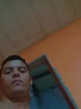View full video named Gay sex chat with ahlehksi