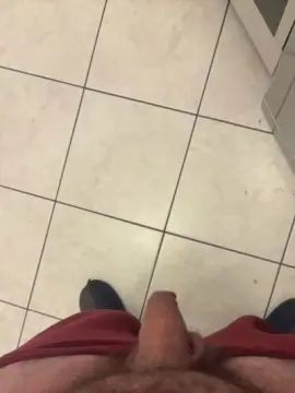 Play this complete video of Gay sex chat with eziorossi91