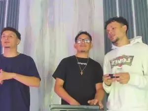 Play this uncensored movie named Gay sex chat with DynastyofMadnes