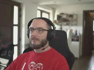 Play this complete video titled Gay sex chat with adrenal36