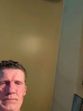Watch the full scene titled Gay sex chat with Davedonny19