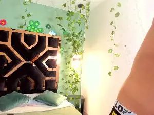 Stream this complete clip of Gay sex chat with DYLAN_22M