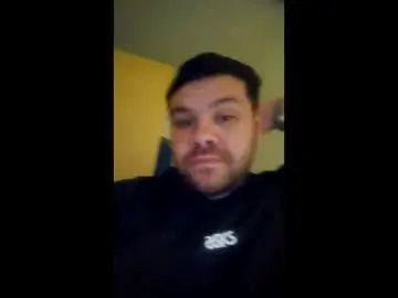 Play this full clip of Gay sex chat with trio141995